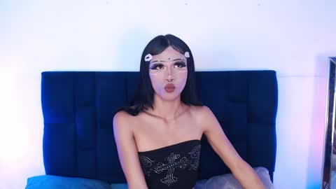 Kitty online show from 01-08-25, 05:05