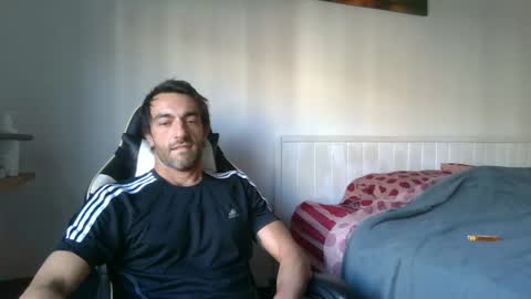 Snapshot of kitosssss chatting on 01-19-26, 11:36 Steve Cocks online show from 01-19-26, 11:36