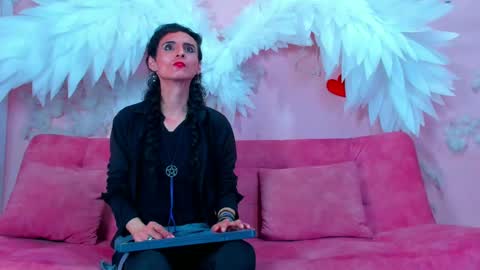 Kitsune-sama online show from 03-06-25, 10:36