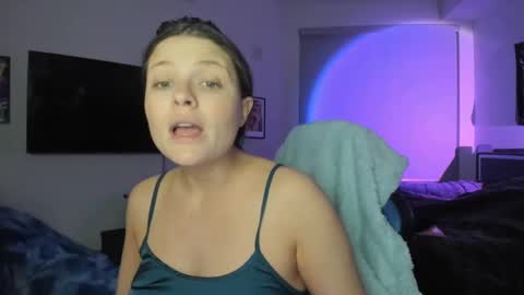 Serina Chan online show from 01-17-25, 06:04