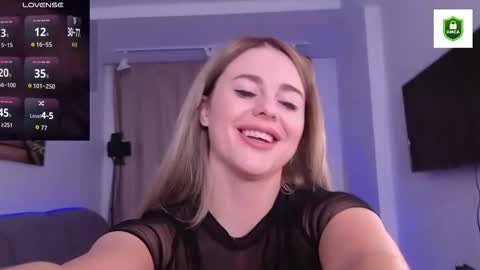 kitten online show from 11-13-25, 06:40