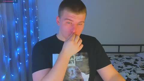 Vlad online show from 11-22-25, 01:04