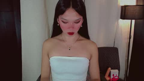 Snapshot of kitteylovesyou chatting on 10-15-25, 12:00 KITTY online show from 10-15-25, 12:00