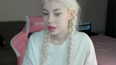 erika 3 online show from 01-13-26, 09:14