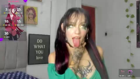 Snapshot of kitty__black__ chatting on 07-06-26, 08:44 KITTY online show from 07-06-26, 08:44
