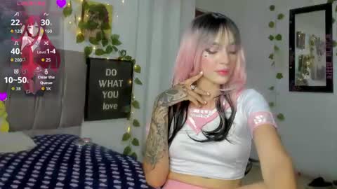 Snapshot of kitty__black__ chatting on 08-04-26, 08:22 KITTY online show from 08-04-26, 08:22
