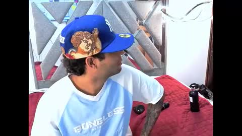 kitty_and_masterboy online show from 11-18-25, 02:50