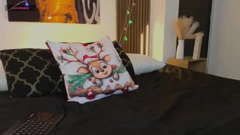 Kitty Bombon online show from 11-29-25, 08:23