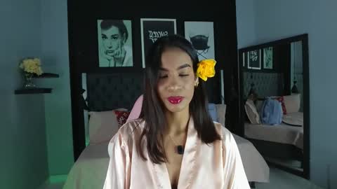 Kitty online show from 11-24-25, 11:54