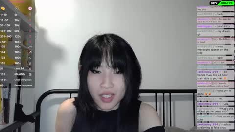 Snapshot of kitty_krush chatting on 10-10-25, 12:42 Kitty online show from 10-10-25, 12:42