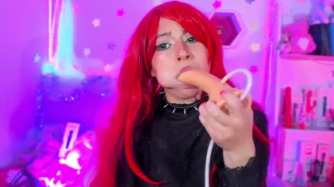 Snapshot of kitty_parker chatting on 02-06-25, 04:31 online show from 02-06-25, 04:31