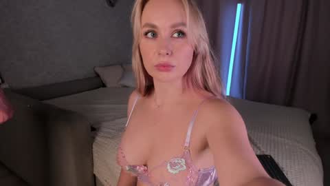 Kelsi and Ricky online show from 01-27-25, 09:02