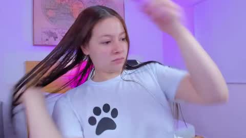 Snapshot of kitty_sweeety_ chatting on 02-09-26, 12:31 K I T T Y online show from 02-09-26, 12:31