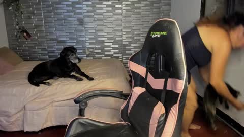 violet online show from 09-15-25, 05:07