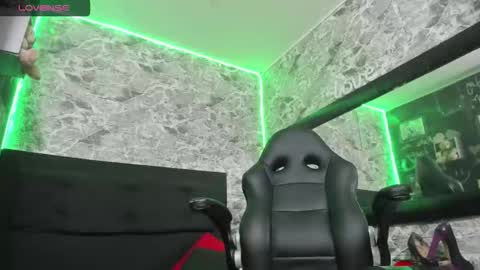 Cata Moon online show from 12-18-25, 06:36