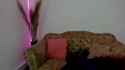 Snapshot of kittycute_cg chatting on 02-07-25, 09:15 Jenn online show from 02-07-25, 09:15