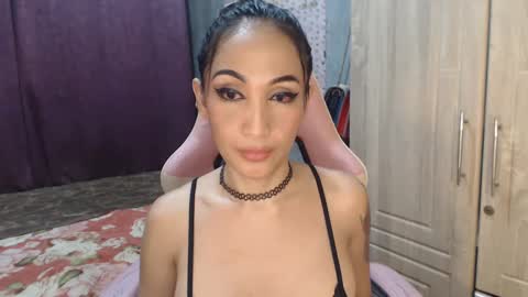 Snapshot of kittykatarena chatting on 01-27-25, 05:25 Katarena Latsveya online show from 01-27-25, 05:25