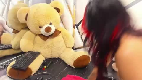 Snapshot of kittylovely__ chatting on 01-23-25, 03:16 kittylovely online show from 01-23-25, 03:16