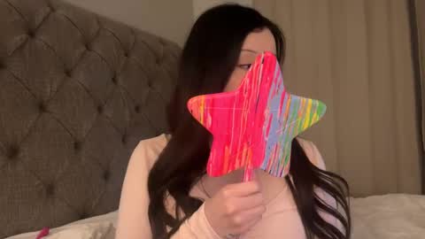 Snapshot of kittymia8 chatting on 12-21-24, 07:45 mia online show from 12-21-24, 07:45