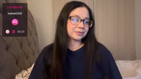 Snapshot of kittymia8 chatting on 12-30-24, 04:31 mia online show from 12-30-24, 04:31