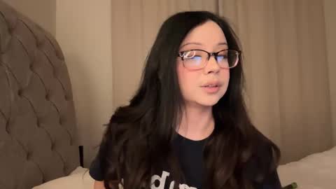 Snapshot of kittymia8 chatting on 01-13-25, 10:03 mia online show from 01-13-25, 10:03