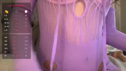 Snapshot of kittymia8 chatting on 01-30-25, 09:15 mia online show from 01-30-25, 09:15