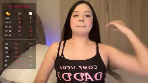 Snapshot of kittymia8 chatting on 10-02-25, 04:30 mia online show from 10-02-25, 04:30