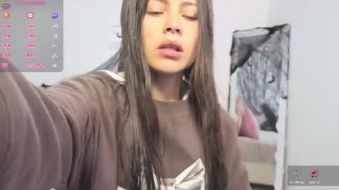 Kitty  online show from 10-28-25, 11:36