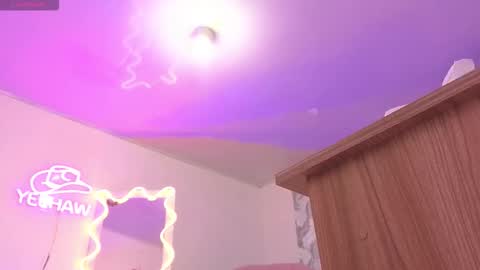 Kitty  online show from 11-27-25, 11:34