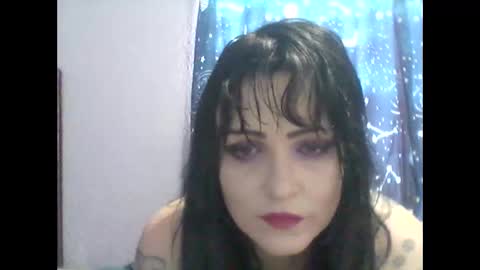 Snapshot of kittytats21 chatting on 02-14-26, 02:25 SummerT online show from 02-14-26, 02:25