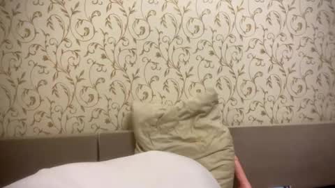 kittywithu online show from 10-09-25, 05:11