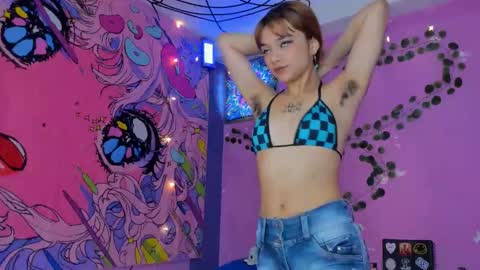 Snapshot of kittyzenn chatting on 12-04-24, 01:53 Kitty Zen online show from 12-04-24, 01:53