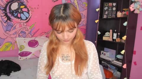 Snapshot of kittyzenn chatting on 12-14-24, 07:03 Kitty Zen online show from 12-14-24, 07:03