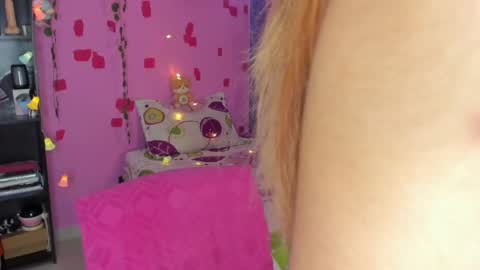 Snapshot of kittyzenn chatting on 02-15-25, 07:28 Kitty Zen online show from 02-15-25, 07:28