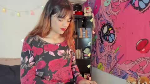 Snapshot of kittyzenn chatting on 09-12-25, 05:24 Kitty Zen online show from 09-12-25, 05:24
