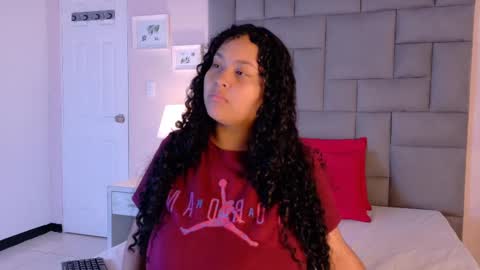 Kitty Hill online show from 09-22-25, 04:47