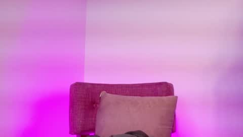 Kitty Hill online show from 01-14-26, 04:07