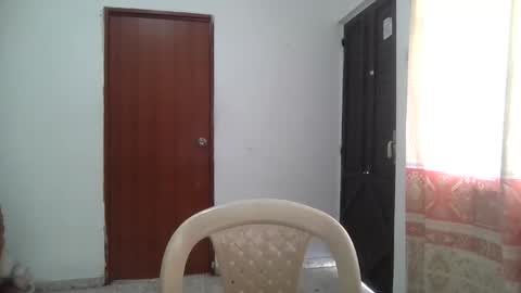 Snapshot of kitybigboobsx chatting on 01-24-25, 04:06 kity boobsx online show from 01-24-25, 04:06