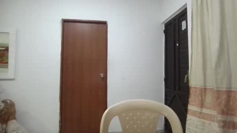 Snapshot of kitybigboobsx chatting on 02-01-25, 02:16 kity boobsx online show from 02-01-25, 02:16