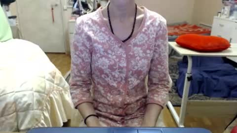 KiuminBerry online show from 11-03-25, 07:42