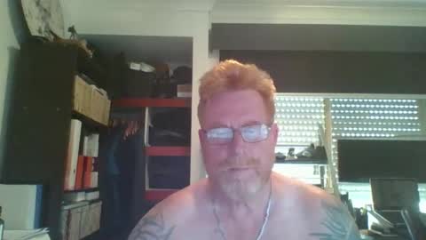kiwi_boss61 online show from 10-29-25, 04:48