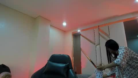 Kiwi online show from 11-27-25, 11:01