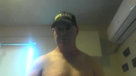 Snapshot of kiwiguy19773 chatting on 01-17-25, 06:26 kiwiguy19773 online show from 01-17-25, 06:26