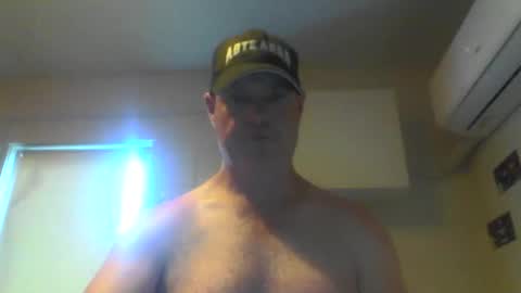 Snapshot of kiwiguy19773 chatting on 01-19-25, 04:22 kiwiguy19773 online show from 01-19-25, 04:22