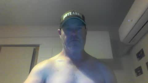 Snapshot of kiwiguy19773 chatting on 01-25-25, 08:31 kiwiguy19773 online show from 01-25-25, 08:31