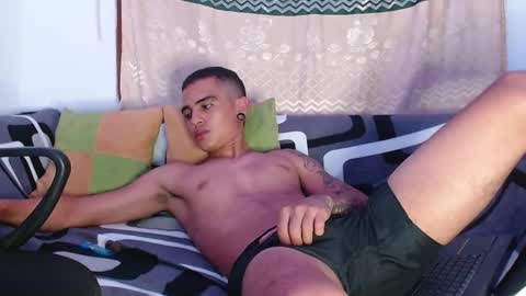 kizame___ online show from 11-30-25, 06:06