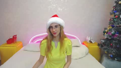 Snapshot of klaryevans chatting on 01-08-25, 08:06 Klary online show from 01-08-25, 08:06