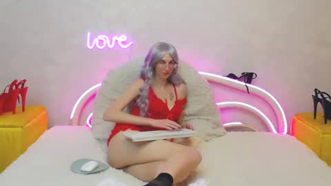 Snapshot of klaryevans chatting on 03-01-25, 01:07 Klary online show from 03-01-25, 01:07