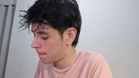 Snapshot of klaus_sunrise chatting on 01-05-26, 11:30 klaus online show from 01-05-26, 11:30