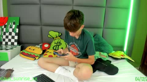 KLAUS online show from 12-04-24, 10:35